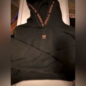 SMALL ADIDAS CROPPED HOODIE. Black & Gold. Size Small